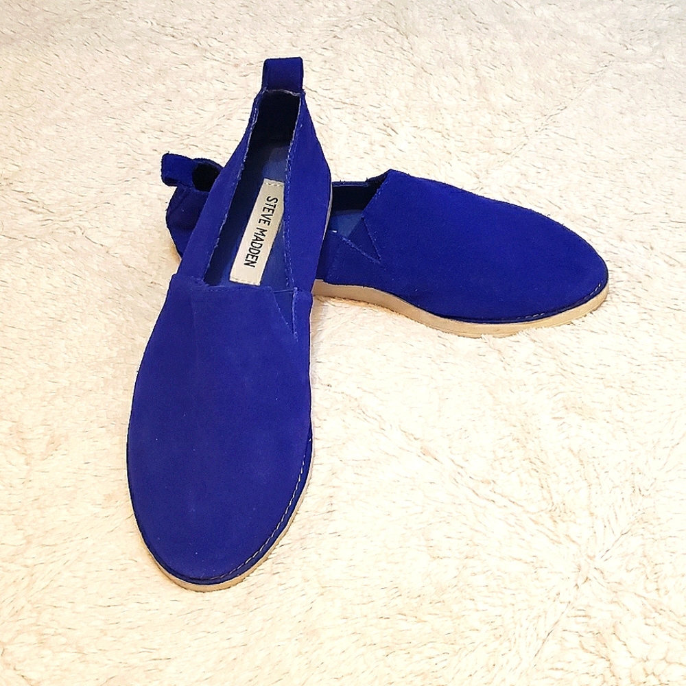 Steve Madden slip on shoes